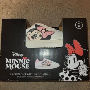 Ladies Minnie Mouse Sneakers Pink/White Size 9 New Unused